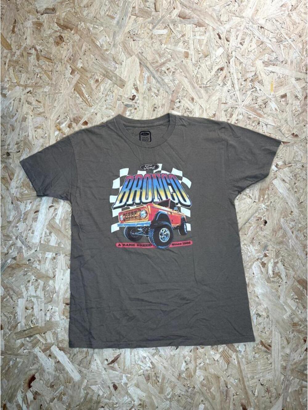 Ford Bronco T-Shirt Mens Medium Brown Graphic Tee Rare Breed Since 1966